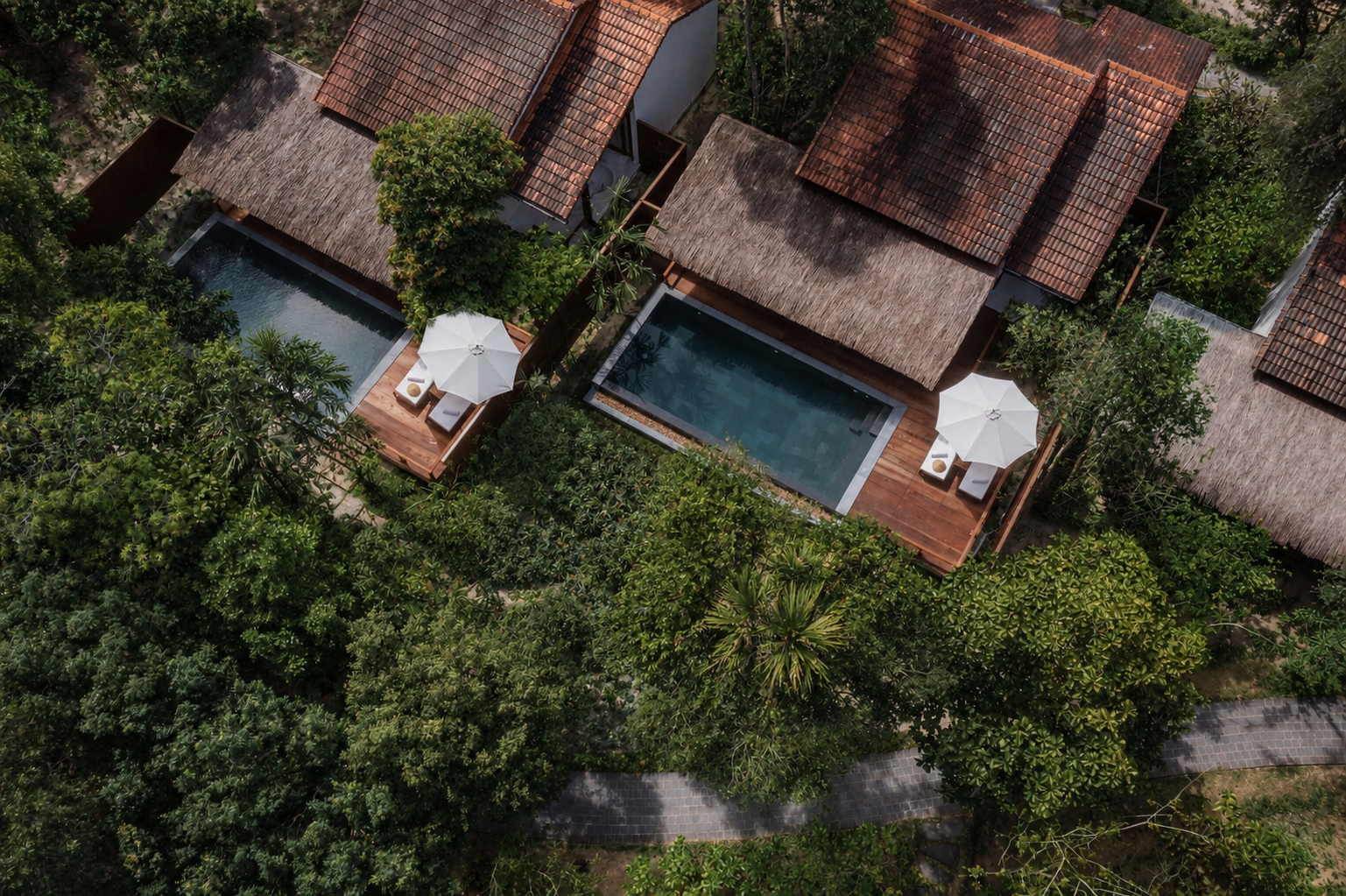 Green Pool Villa